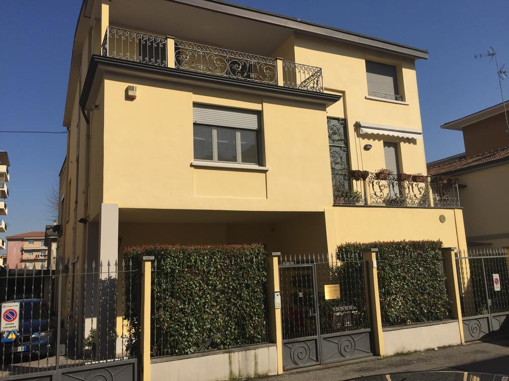 לודי Guesthouse Flora מראה חיצוני תמונה
