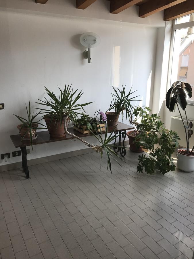 לודי Guesthouse Flora מראה חיצוני תמונה